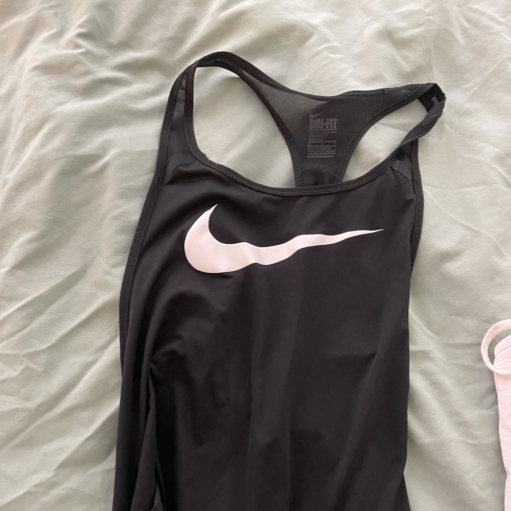 Nike workout tank